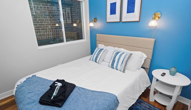 Modern Chicago 3BR Stay, 5 min to United Center