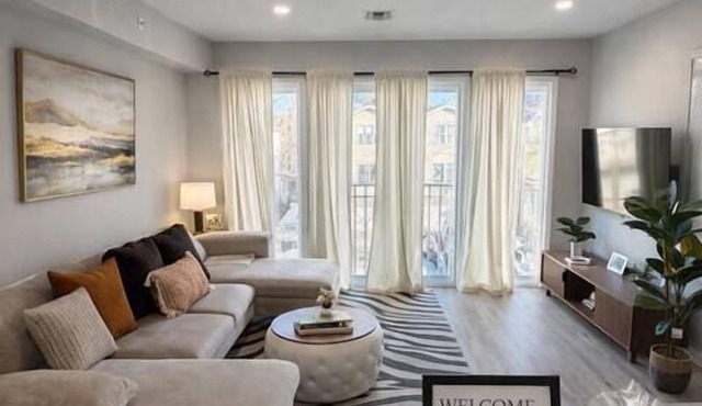 Modern City Near Downtown Newark, NYC, EWR