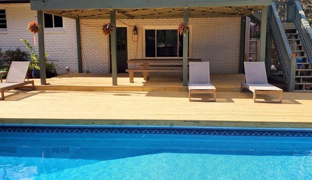 Modern City Oasis with Dream Kitchen and Saltwater Pool