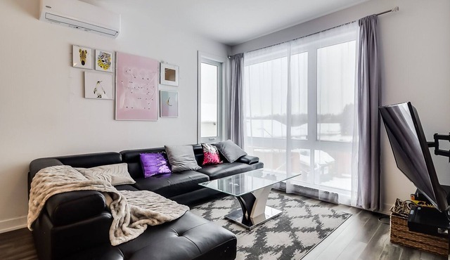 𝗠𝗼𝗱𝗲𝗿𝗻 𝗰𝗹𝗲𝗮𝗻 𝗰𝗼𝗻𝗱𝗼 𝗶𝗻 𝗮 𝗰𝗲𝗻𝘁𝗿𝗮𝗹 𝘀𝗽𝗼𝘁