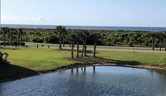 Modern, Clean, Renovated, Spacious with Ocean Views 4BR/4BA The Islander Resort