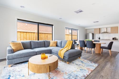 Modern Clyde Family Retreat