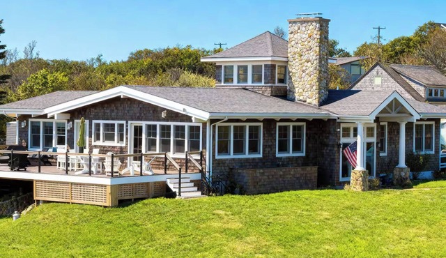 Modern Coastal Escape/Ocean Views 4BR/4BA/AC