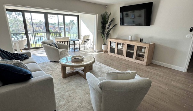 Modern Coastal Luxury in the Heart of Naples