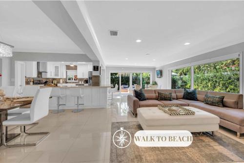 Modern Coastal Style Walk To Beach Heated Pool Tranquility Ocean Mist Key RESlDENCES
