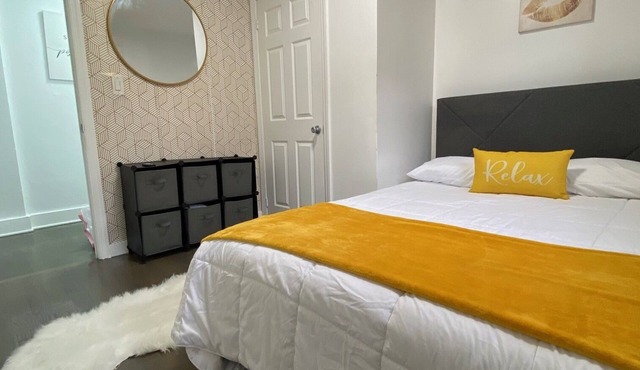 Modern Comfort 1BR- 30 Minutes to Manhattan