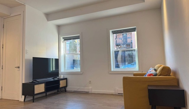 Modern Comfort in DT Montreal