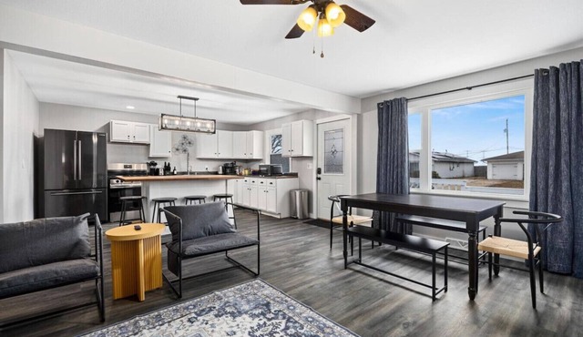 Modern Comfort in Morton | Cozy 3BR Home for a Perfect Stay