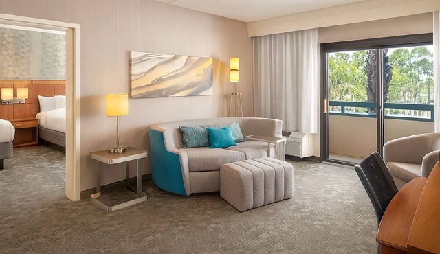 Modern Comfort in the Heart of Laguna Hills! 2 Kid-friendly Suites! Pets Allowed