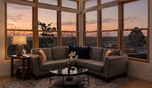 Modern Comfort Loft with Stunning Views by Railyard!