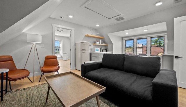 Modern Comfort Meets Historic Charm with Parking & Dog-Friendly