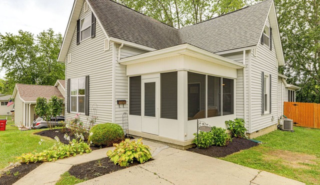 Modern Comfort Near Columbus: Home w/Yard & Porch