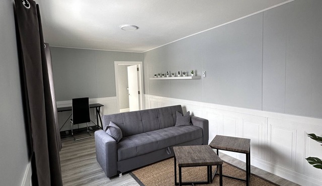 Modern Comfort Near Nature! Ideal for a hunting & fishing getaway