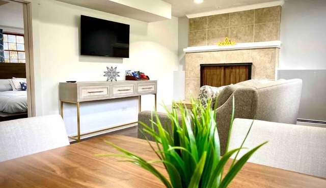 Modern-comfortable-private suite Beautiful Dundee