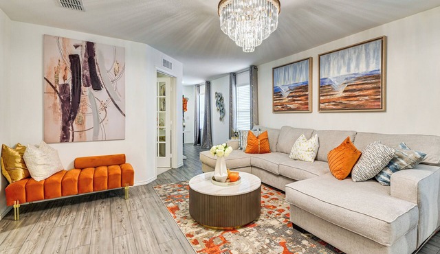 Modern Comforts + Fenced Yard: Princeton Retreat!