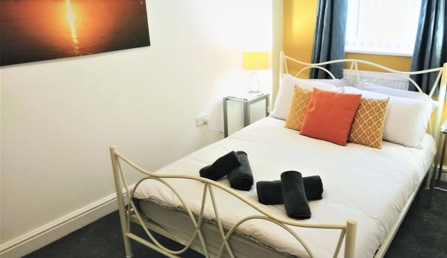 Modern comfy 2-Bedroom flat in St Helens