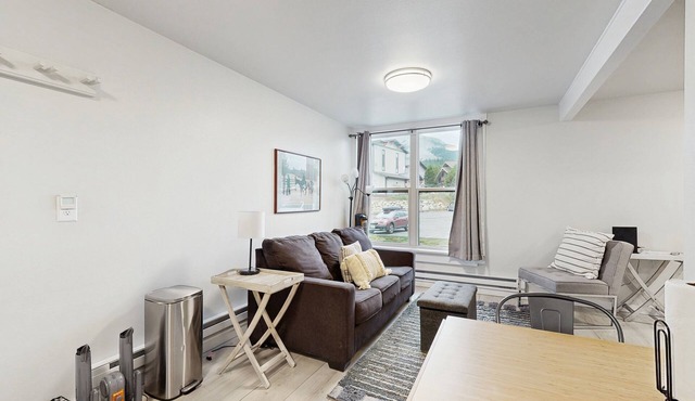 Modern Condo 0.3 Miles from Big Sky Resort – Walk to Lifts, Dining & More!