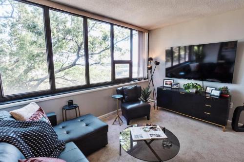 Modern condo closest to the University of SC