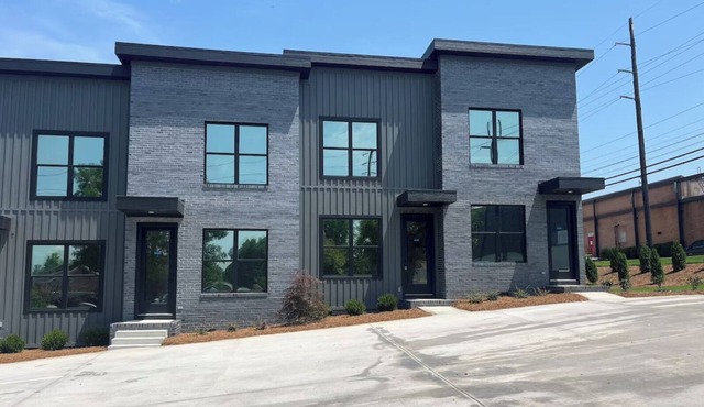 Modern Condo Steps Away From Downtown Dalton- 2 Bedroom, 2.5 Bath