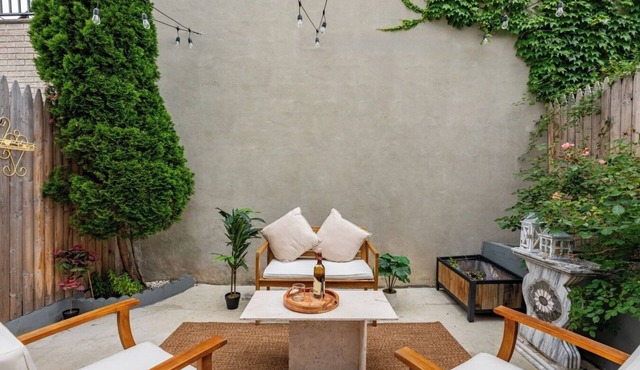 Modern Condo with Private Porch | Mins to NYC