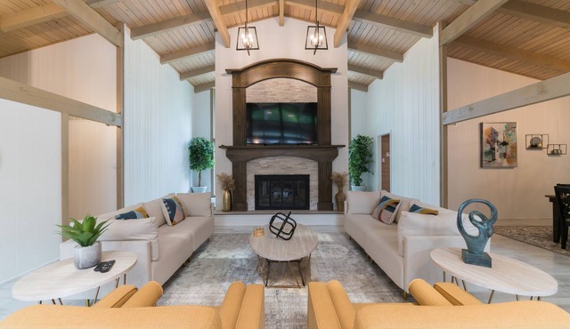 Modern Contemporary Villa with Private Creek