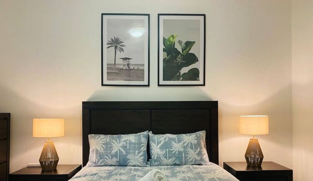 Modern Cosy 2-Bedroom Apt. close to City & Beach