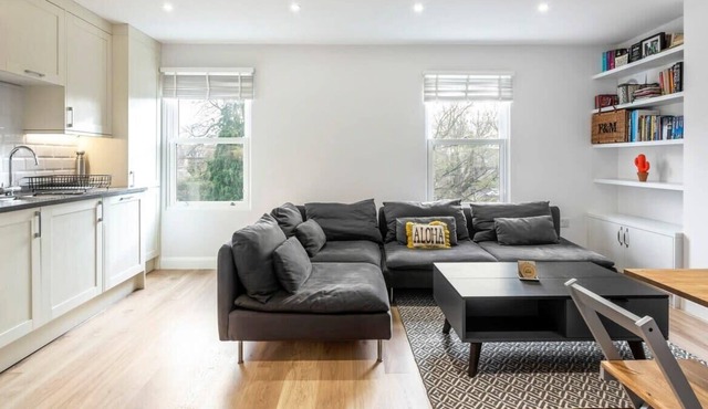 Modern, Cosy and Bright 1 Bedroom Apartment in Ealing