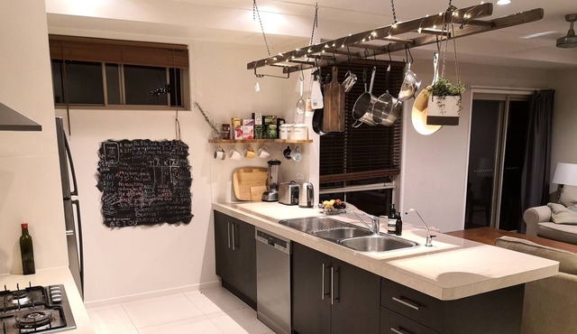 Modern, cosy, light and airy house in Mullumbimby