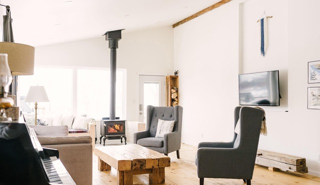 Modern Cottage in Wellington - Quick paddle to Sandbanks