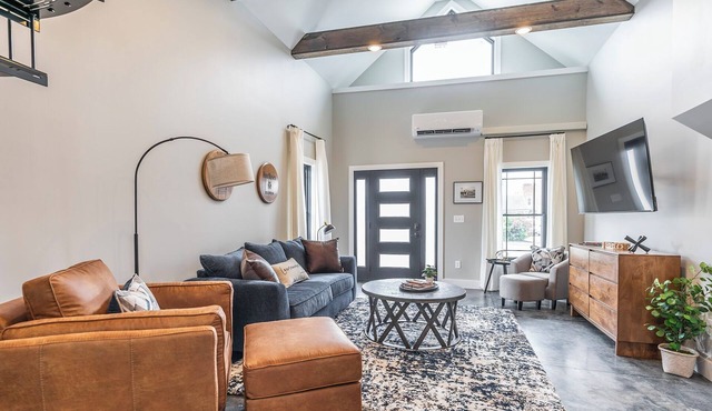 Modern cottage located in the heart of the Bourbon Trail