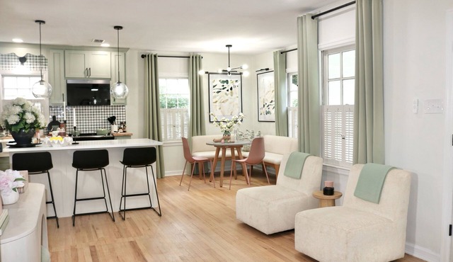 Modern Cottage Midtown Mobile 3BR, 1BA Screened Porch with Ping Pong Near DT