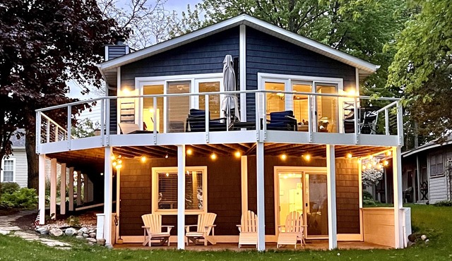 Modern Cottage on Green Lake - four seasons of fun!