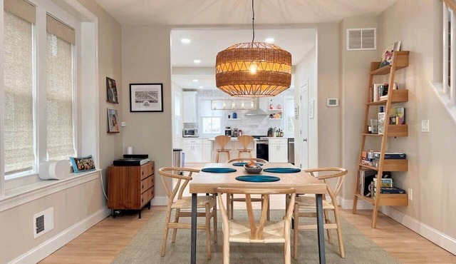 Modern cottage in historic beach town