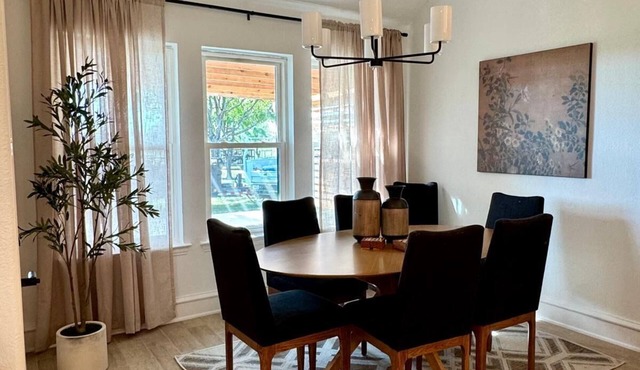 Modern Country Haven – Stylishly Renovated Home with Timeless Charm