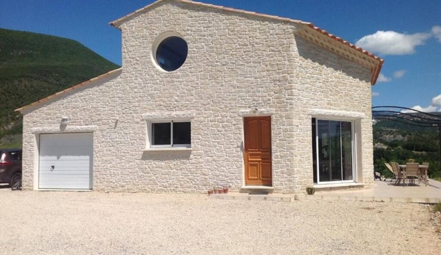 Modern country house with swimming pool