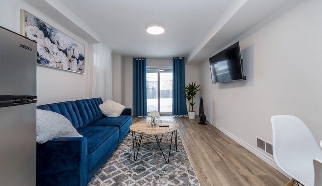 *Modern & Cozy* 1 Bdrm W/Fast Internet & Smart TV