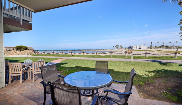Modern & Cozy 1-Bedroom with Scenic Walkout Patio – Perfectly Remodeled