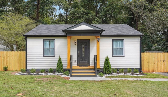 Modern Cozy 2BR Near ATL Airport