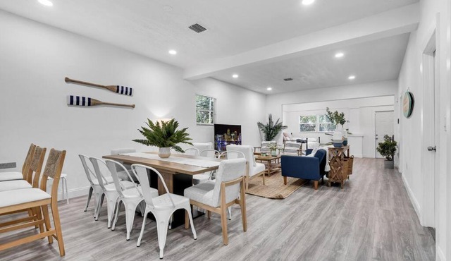 Modern & Cozy 5BD House in Buenavista/DesignDistrict