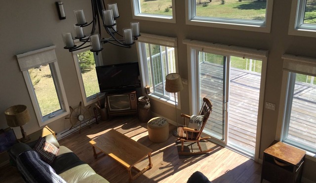 Modern cozy cottage with beautiful sandy beach!