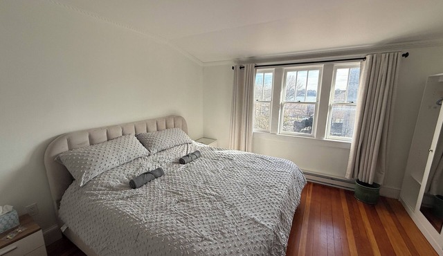 Modern & Cozy - King Bed - 30 minsnNYC - Sleeps 3 - Fitnes Equipment