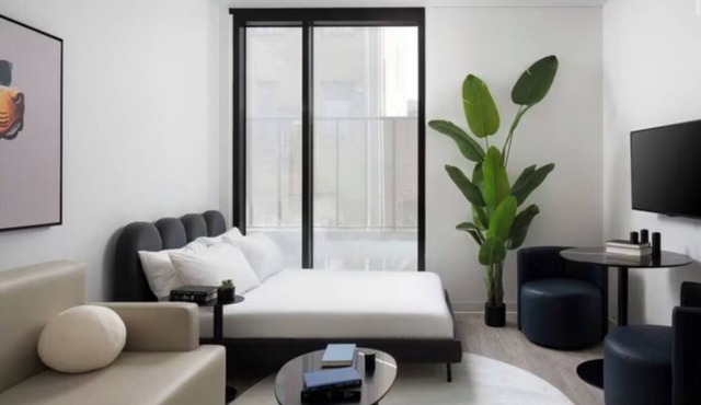 Modern Cozy Tampa Studio Near Ybor City & Downtown