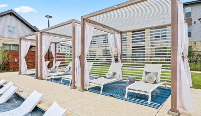 Modern&cozy, Washer/dryer, Pool,gym,workerfriendly