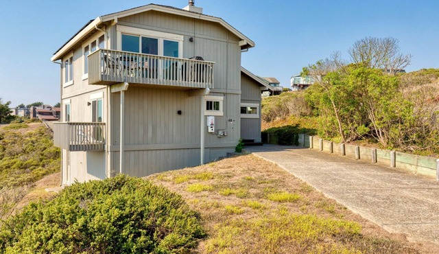 Modern Dillon Beach Rental for a Stunning California Getaway