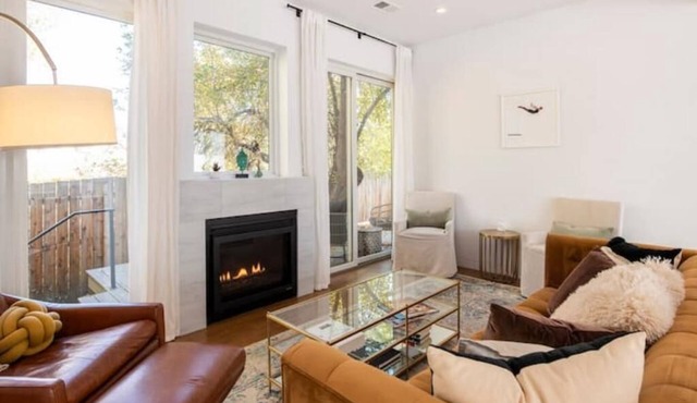 Modern Downtown Boulder Home, Rooftop Deck & Flatiron Views