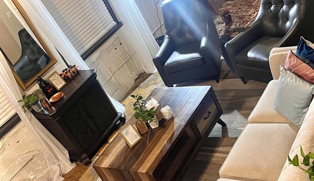 Modern Downtown Denver Loft … FUN, CHIC & ALL INCLUSIVE!