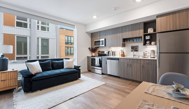 Modern Downtown Studio - Steps from Shops & Dining!