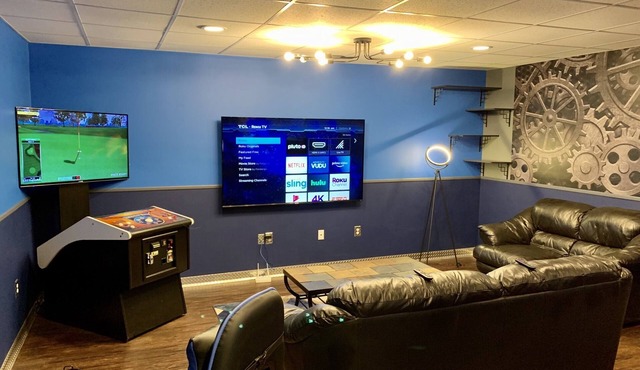 Modern Downtown Blue Steel Suite