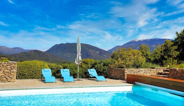 Modern dream holiday villa near Faucon, calm, view and heated pool