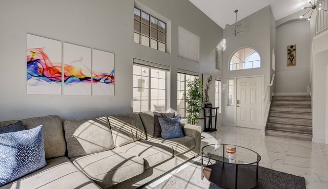 Modern Dream Home 3BR/2.5BA + pool/bbq (50% off)